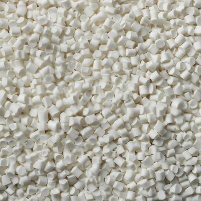 Résistance à la température 80 degrés Celsius Composé de PVC idéal pour le moulage par injection offrant une résistance constante et à la chaleur